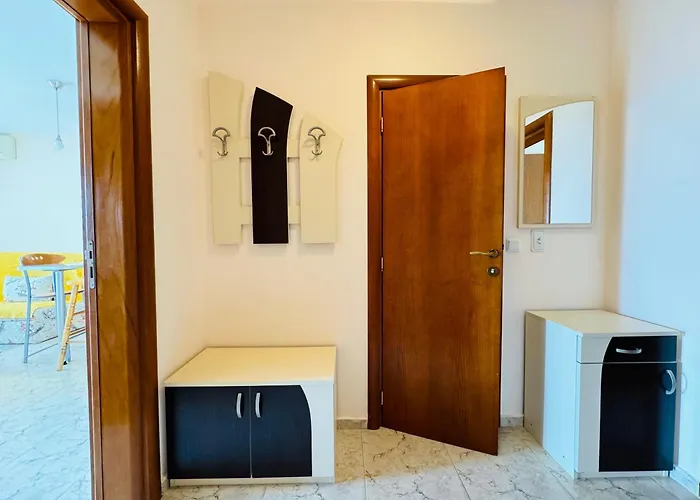 公寓 Lazur 1 7- 5 圣弗拉斯